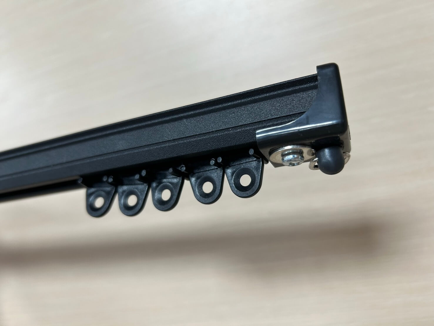 Read more about the article What Are the Specifications and Accessories of Architectural Aluminum Extrusions for Curtain Systems?